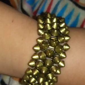 GOTHIC SPIKY ELASTIC BRACELET.